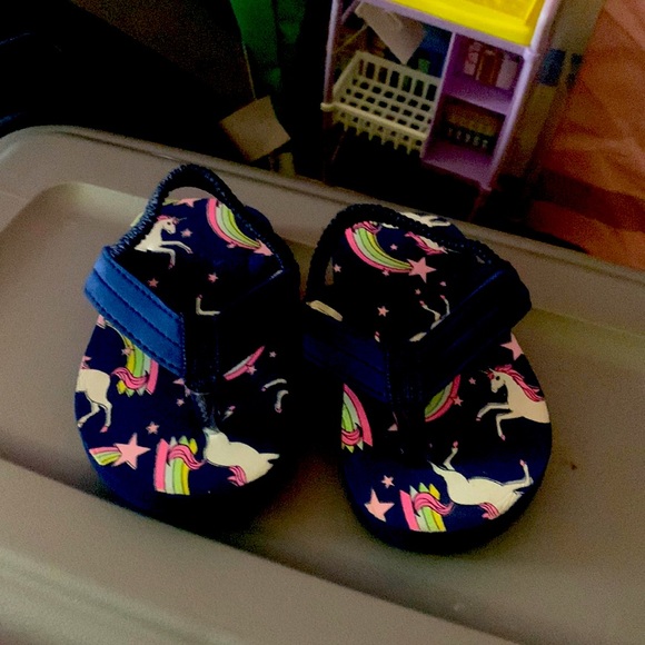 Flip flops - Picture 1 of 2